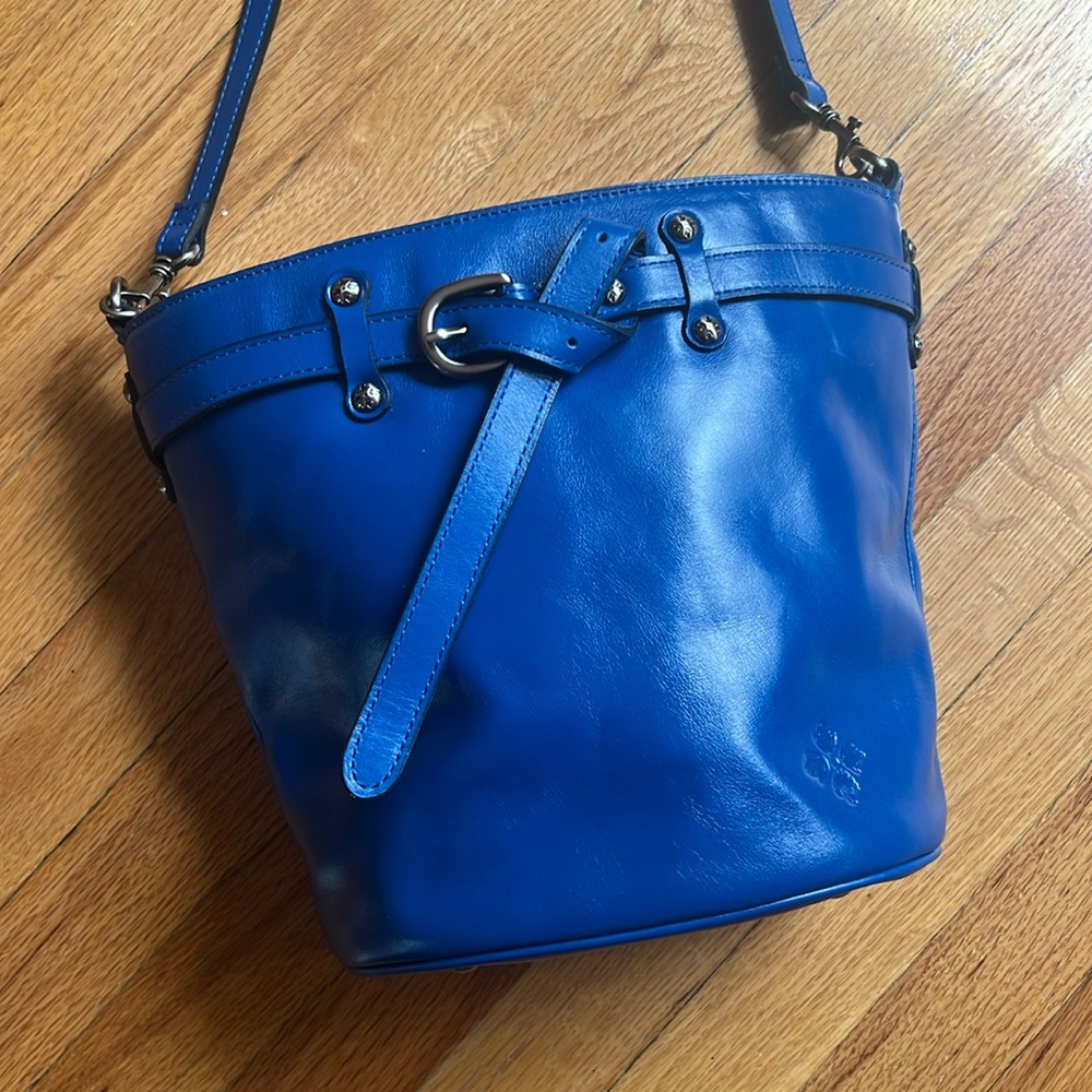 Patricia Nash bucket bag